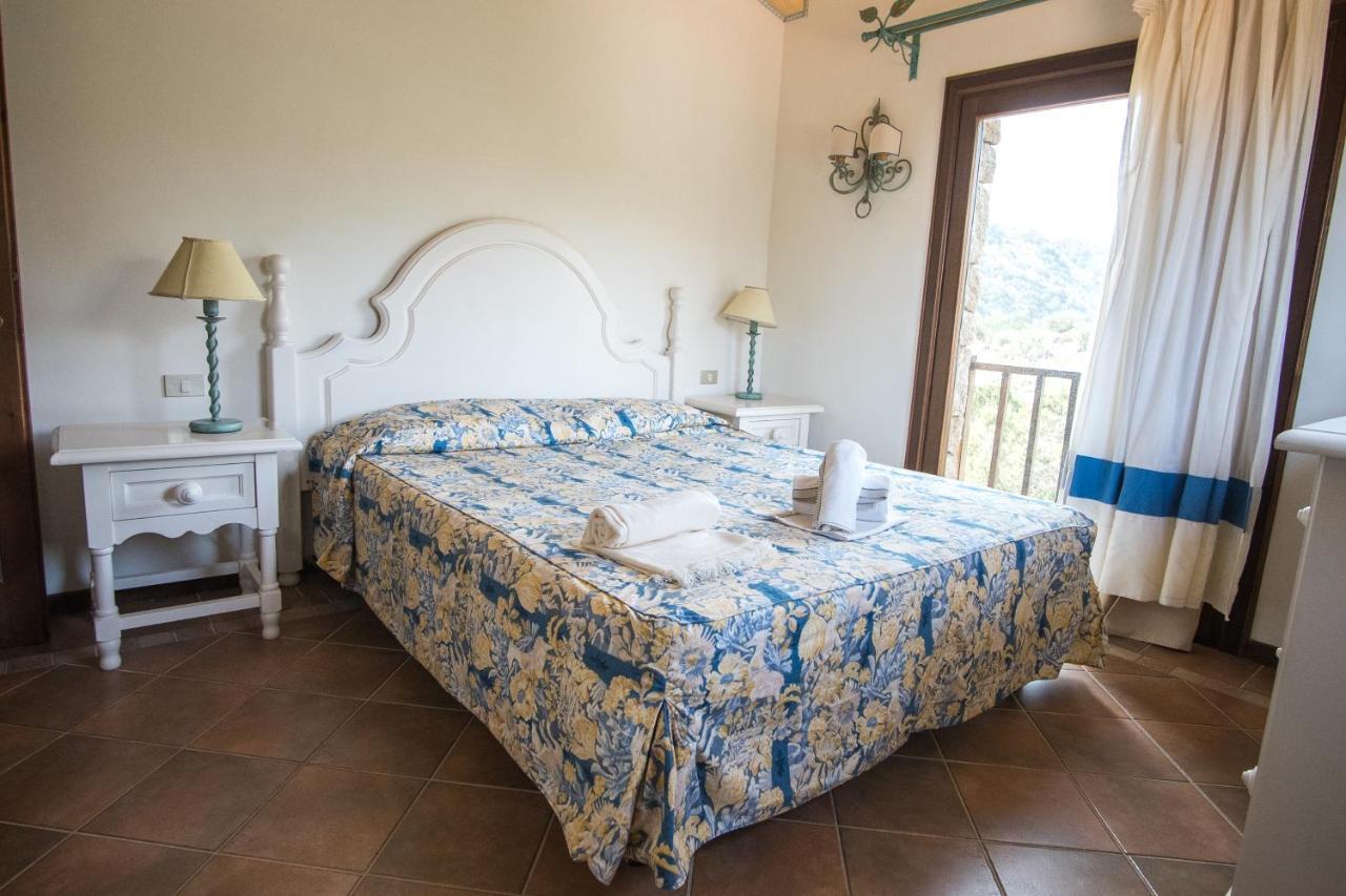 Il Giardino Degli Oleandri Aparthotel Liscia di Vacca Exterior photo